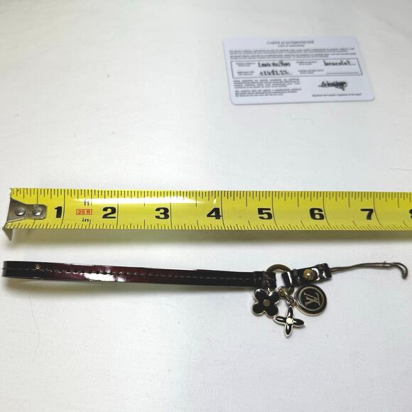 LV Dragonne Phone Bag charm - Picture 3 of 6